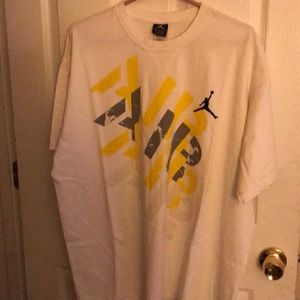 Jordan tee shirt